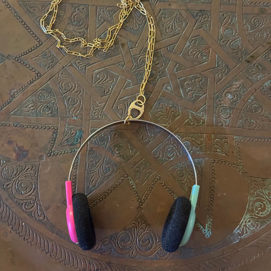 90s Headphones Necklace